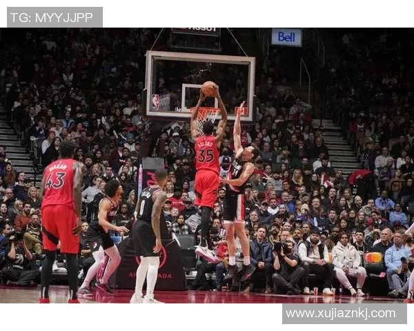 开拓者与勇士激战四月十九日季后赛精彩回顾与分析 开拓者与勇士激战四月十九日季后赛精彩回顾与分析