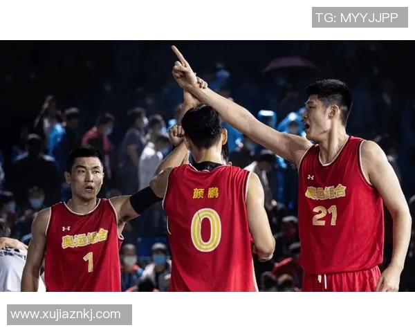 方硕在篮球赛场上的崛起与挑战：从新星到领军人物的成长历程分析