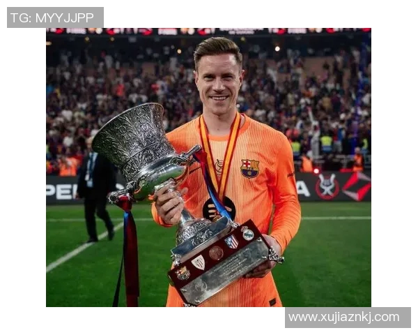 特尔施特根：从门将到传奇的足球之路与辉煌成就解析