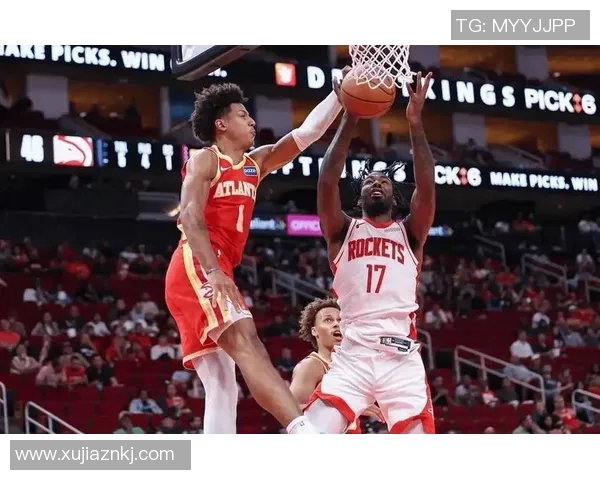 2017年NBA火箭队与老鹰队激战回顾精彩瞬间与赛季亮点分析 2017年NBA火箭队与老鹰队激战回顾精彩瞬间与赛季亮点分析